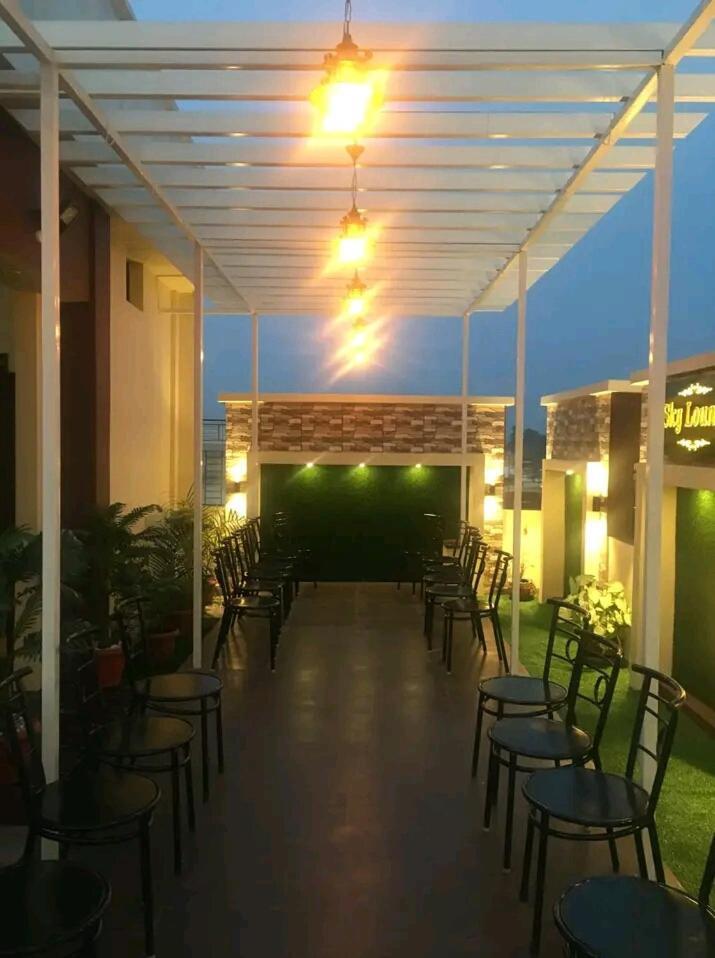 Hotel Rajshree Tanakpur Ngoại thất bức ảnh