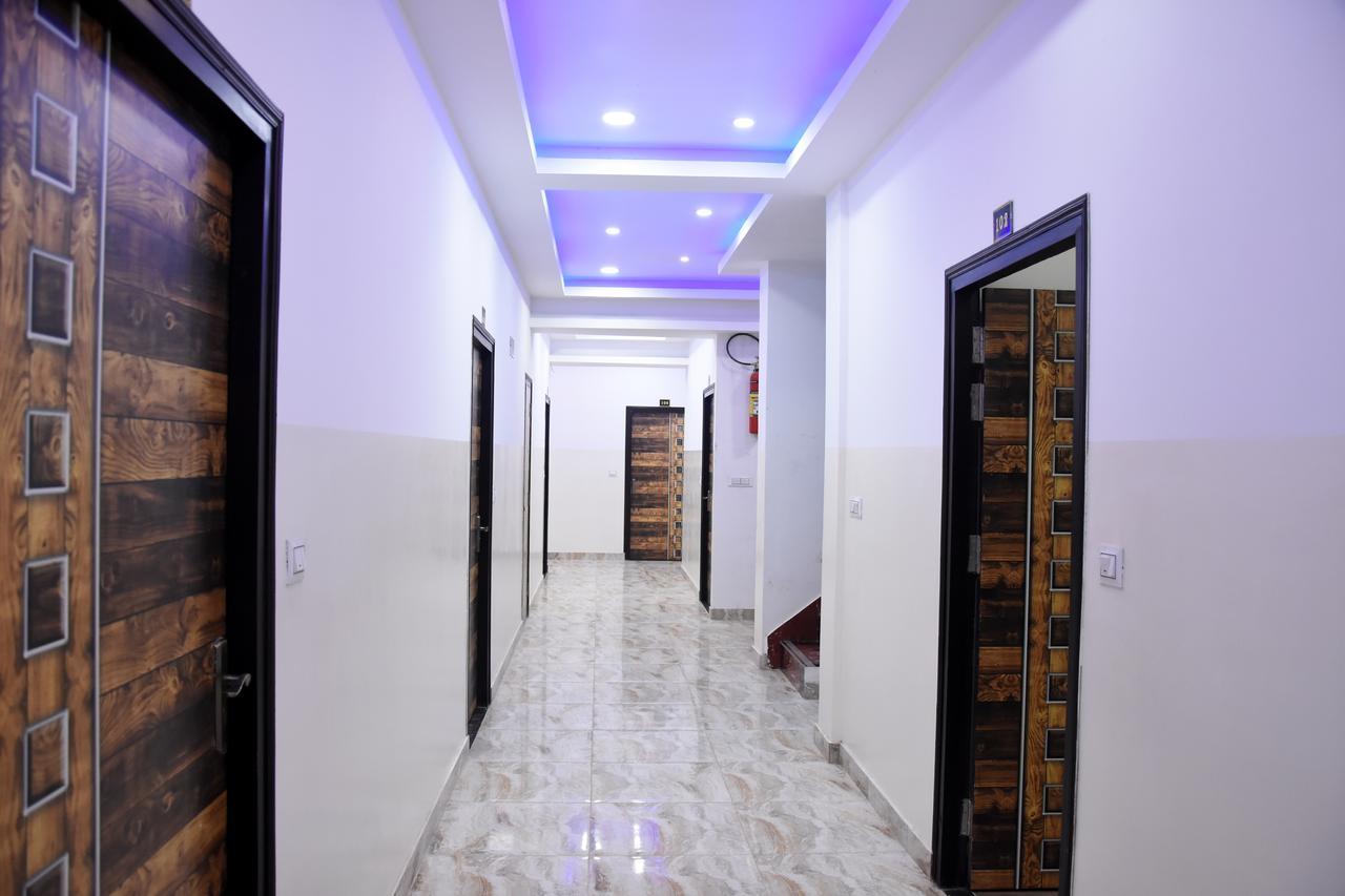 Hotel Rajshree Tanakpur Ngoại thất bức ảnh
