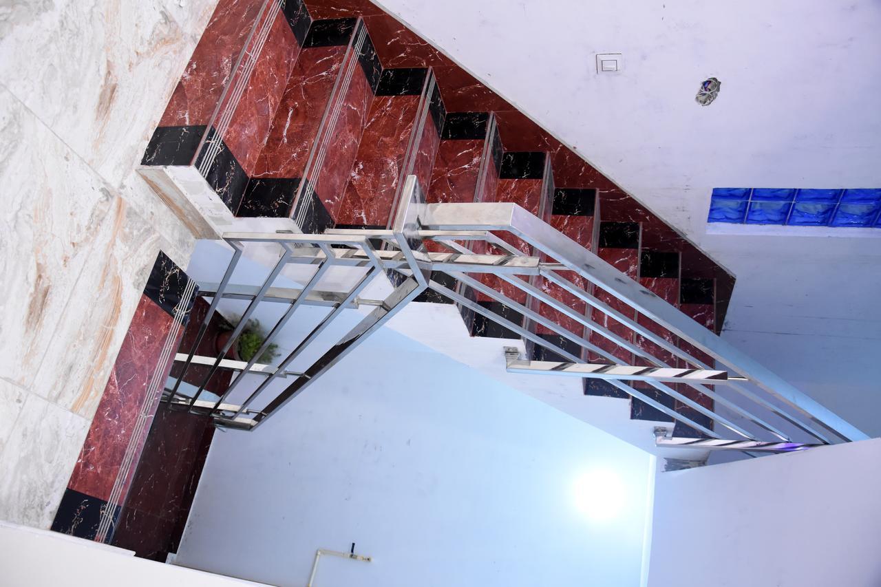 Hotel Rajshree Tanakpur Ngoại thất bức ảnh